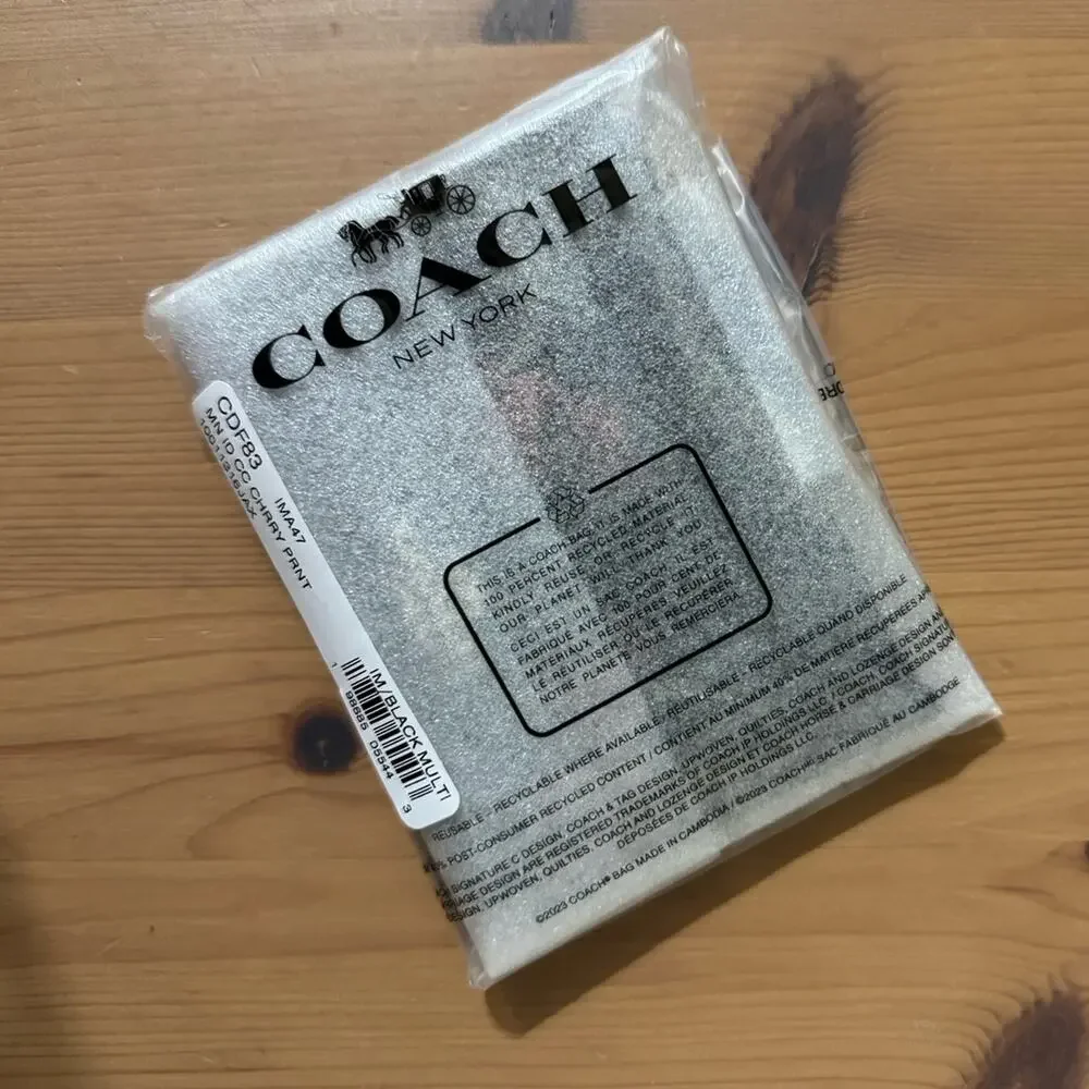 ❤️ Coach Mini Skinny Id Case With Cherry Print
